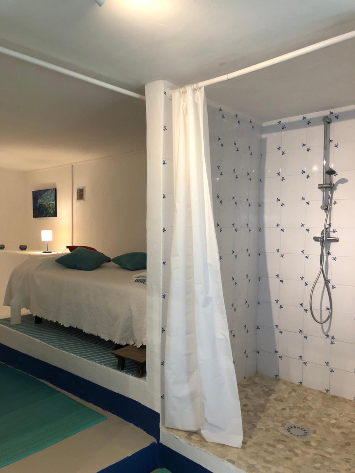 Bed and Breakfast Reve D'Etoiles Saint-Laurent-de-Cerdans Exterior foto